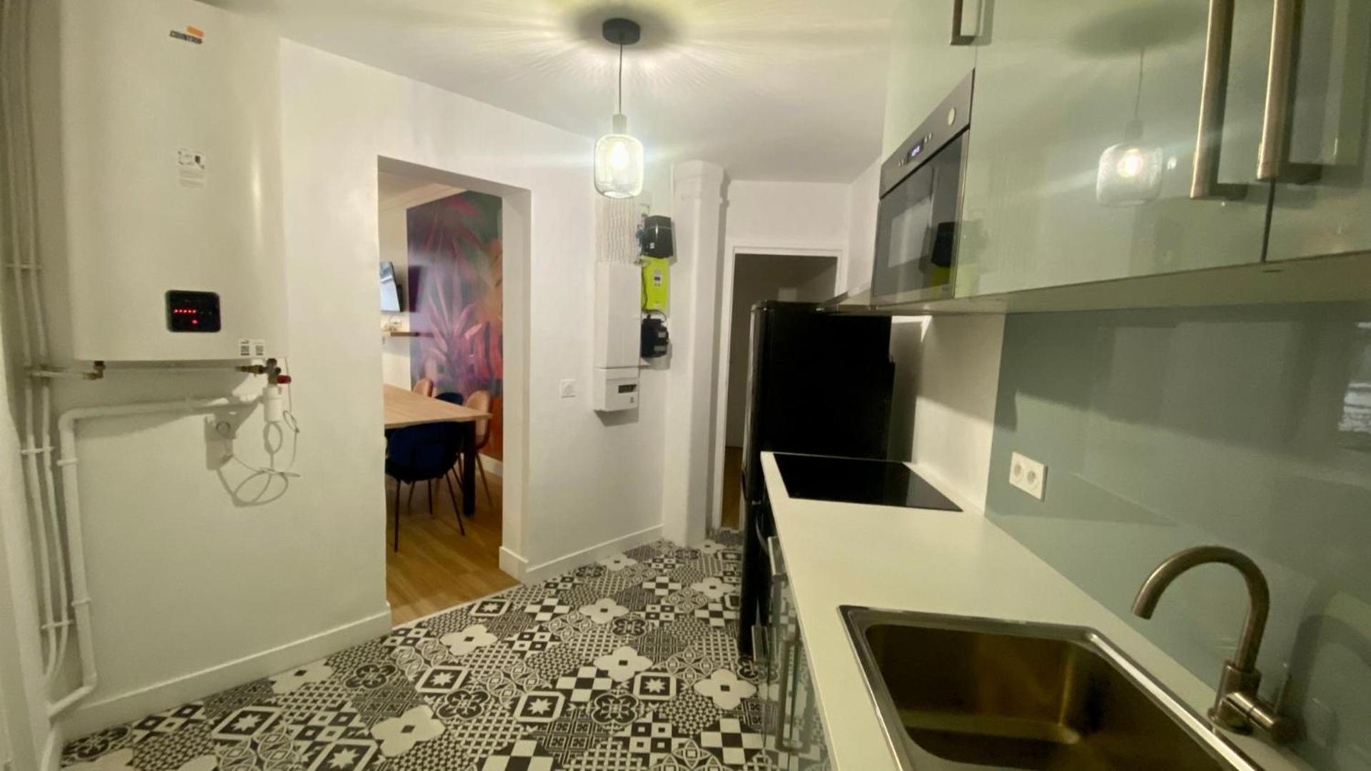 Appartement Lumineux Proche Saint-Lazare - 8P 파리 외부 사진
