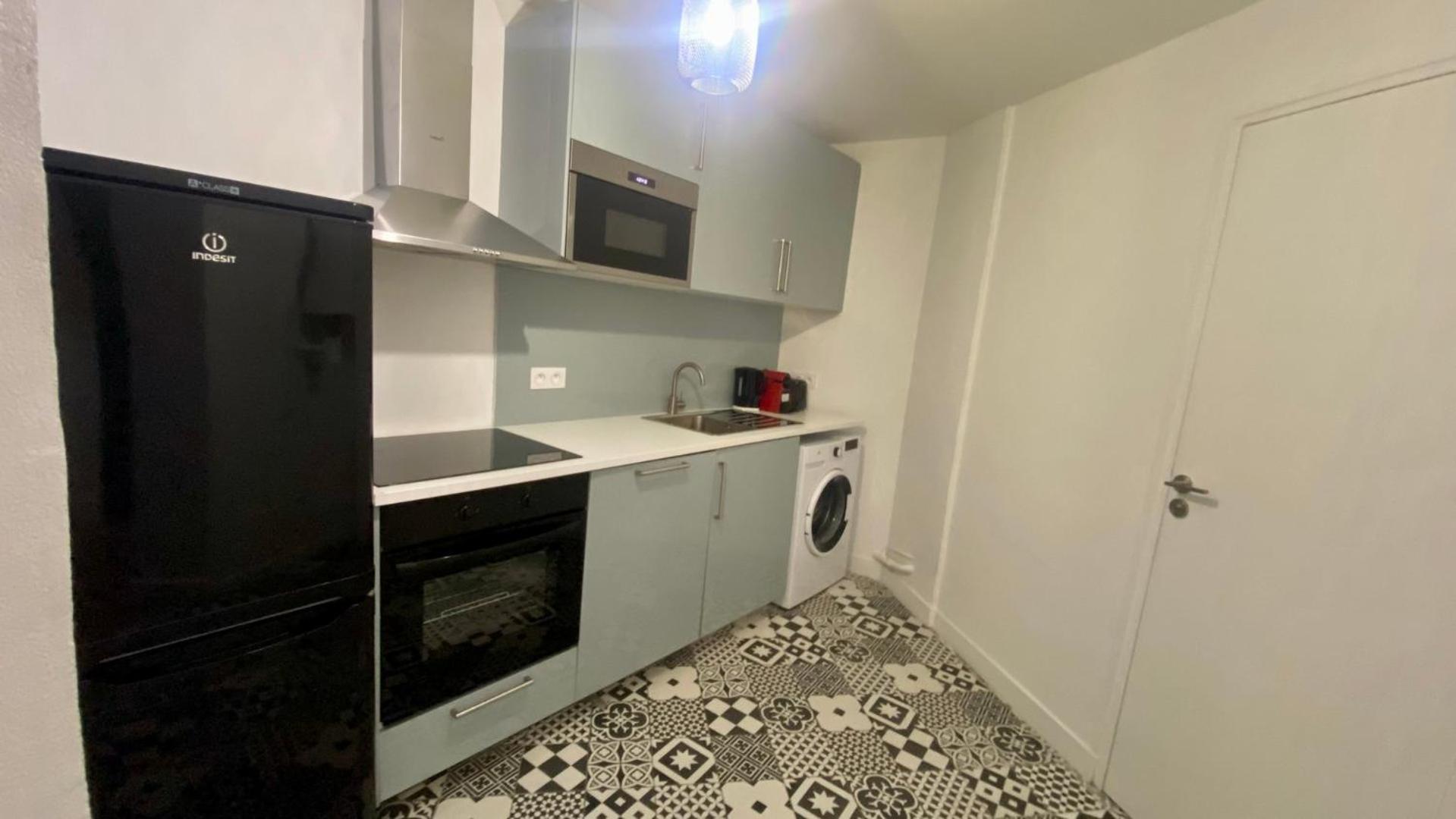 Appartement Lumineux Proche Saint-Lazare - 8P 파리 외부 사진